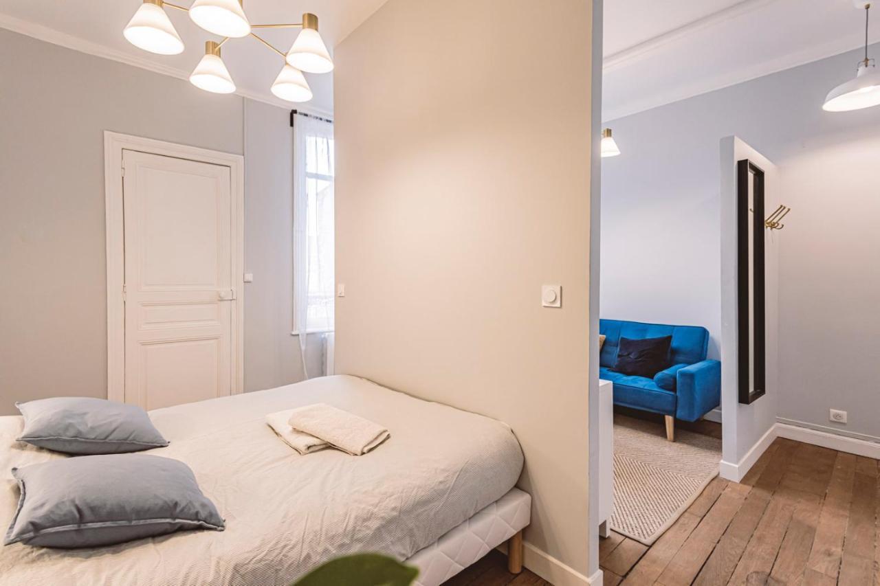 Ferienwohnung Roi Soleil, Face A La Cathedrale - 2G Reims Exterior foto